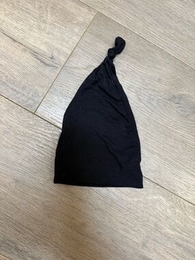 Kyte Black Knotted Top Baby Hat